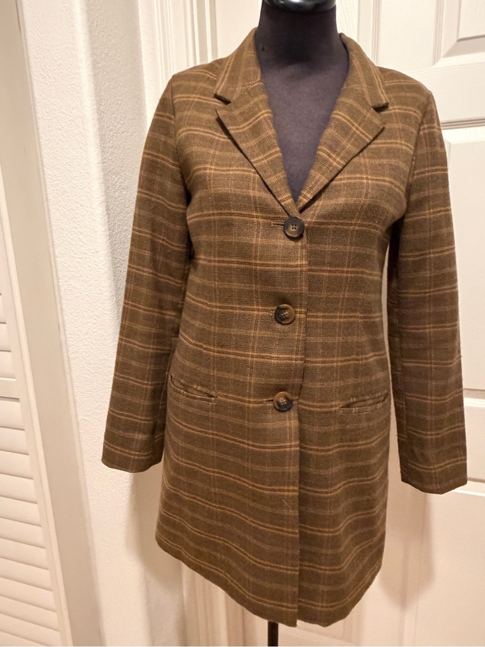 BB Dakota Olive Plaid long line blazer